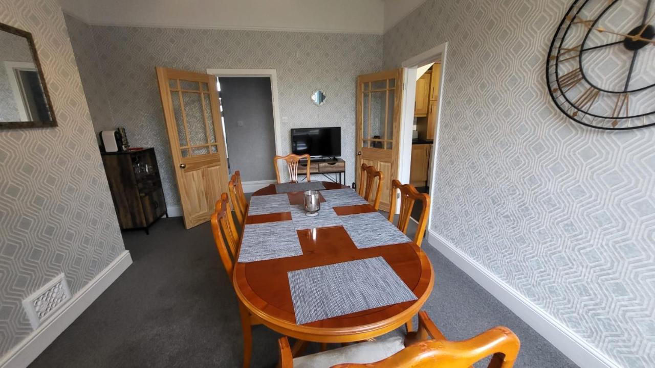 Stay - At Southport Holiday Home - Sleeps 6 Екстериор снимка